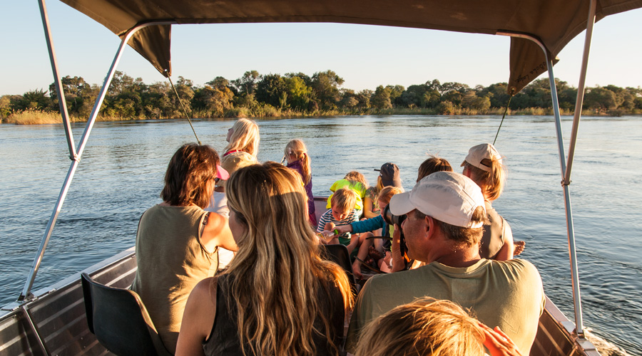 Bootsfahrt auf dem Okavangofluss